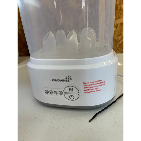 Grownsy Bottle Sterilizer and Dryer - Picture 3 of 4
